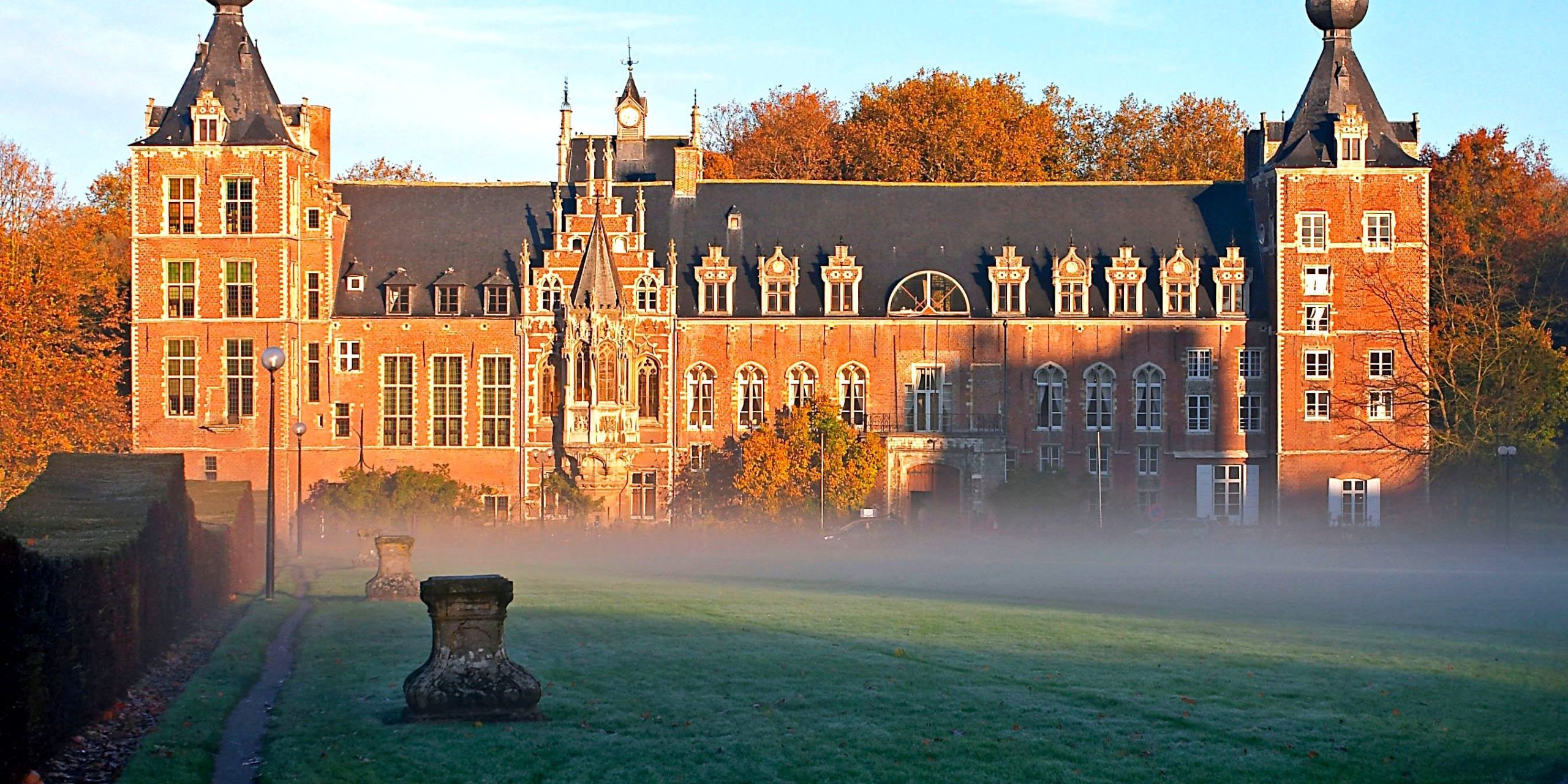 Université Catholique de Louvain Université Catholique de Louvain